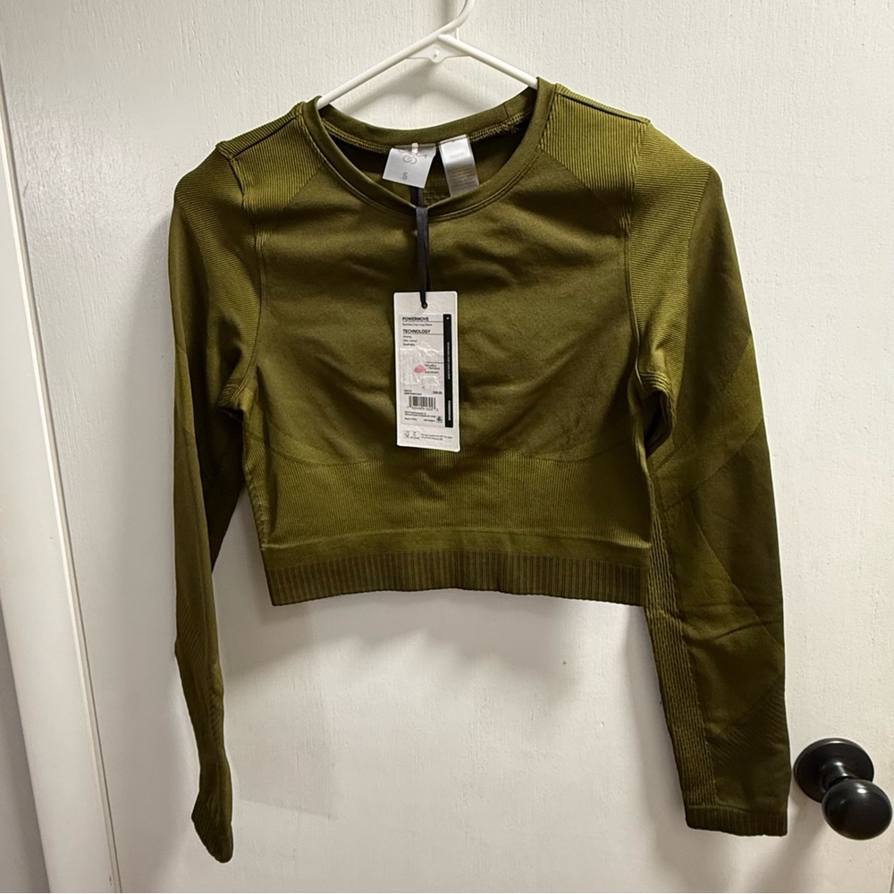 Olive Green Long-Sleeve Ribbed Crop Top